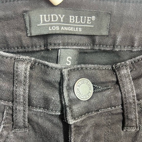 Judy Blue Cecily High Rise Bermuda Shorts Size Small - Picture 6 of 7